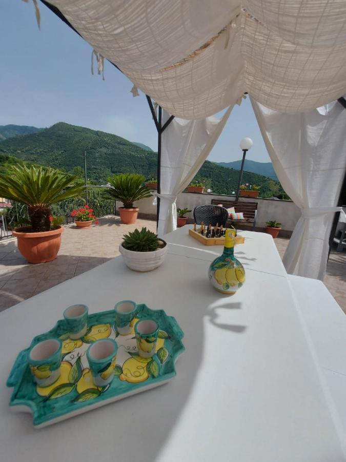 Casola di Napoli B&B L'Abbraccio المظهر الخارجي الصورة